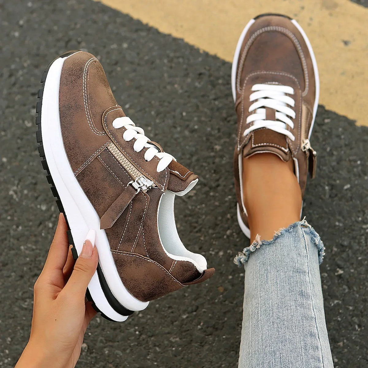 Lacey - Orthopaedic Sneaker