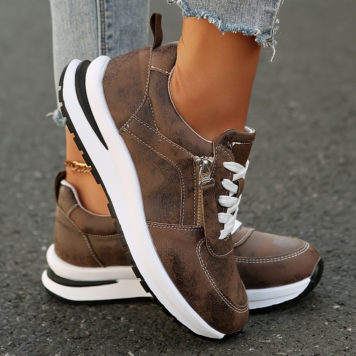 Lacey - Orthopaedic Sneaker