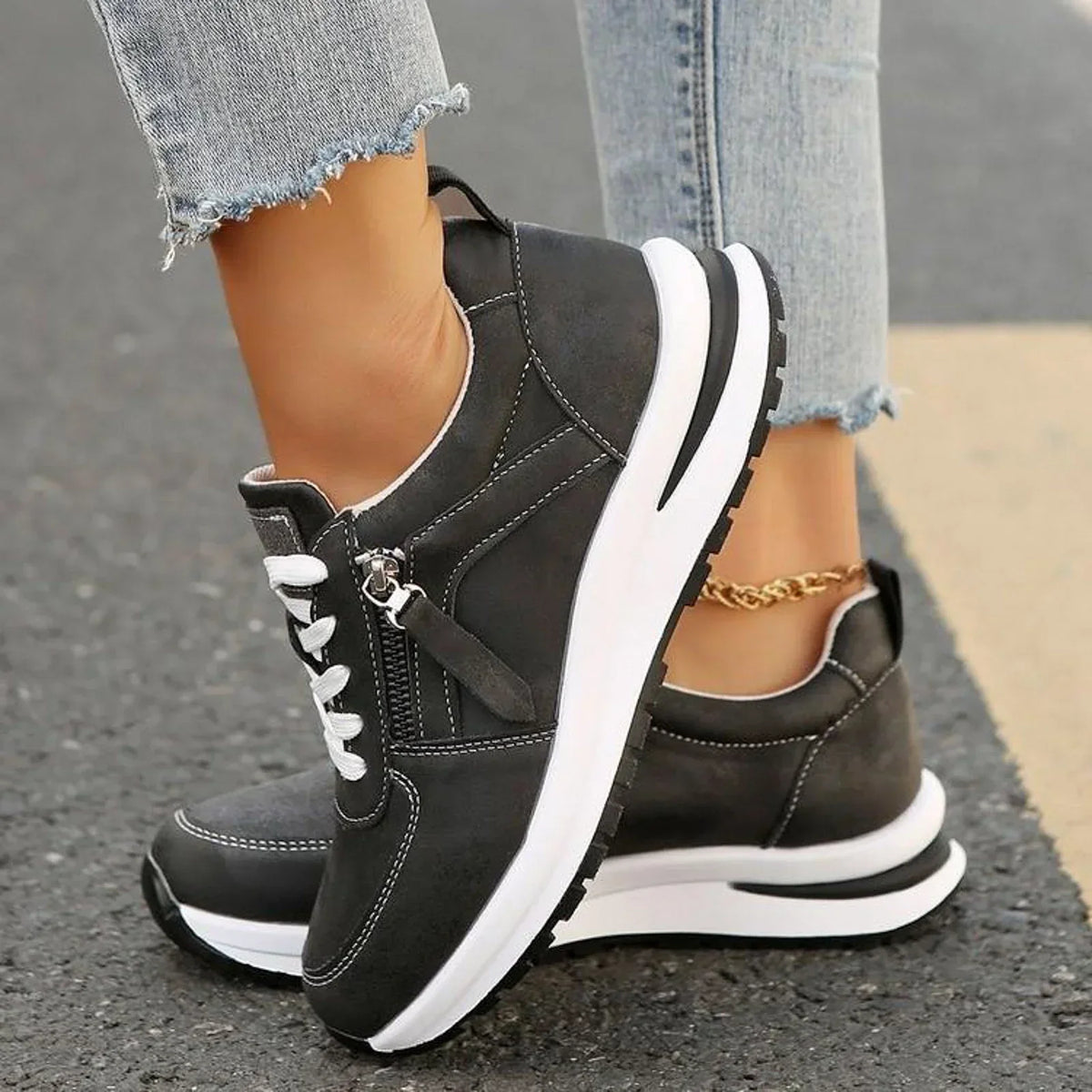 Lacey - Orthopaedic Sneaker