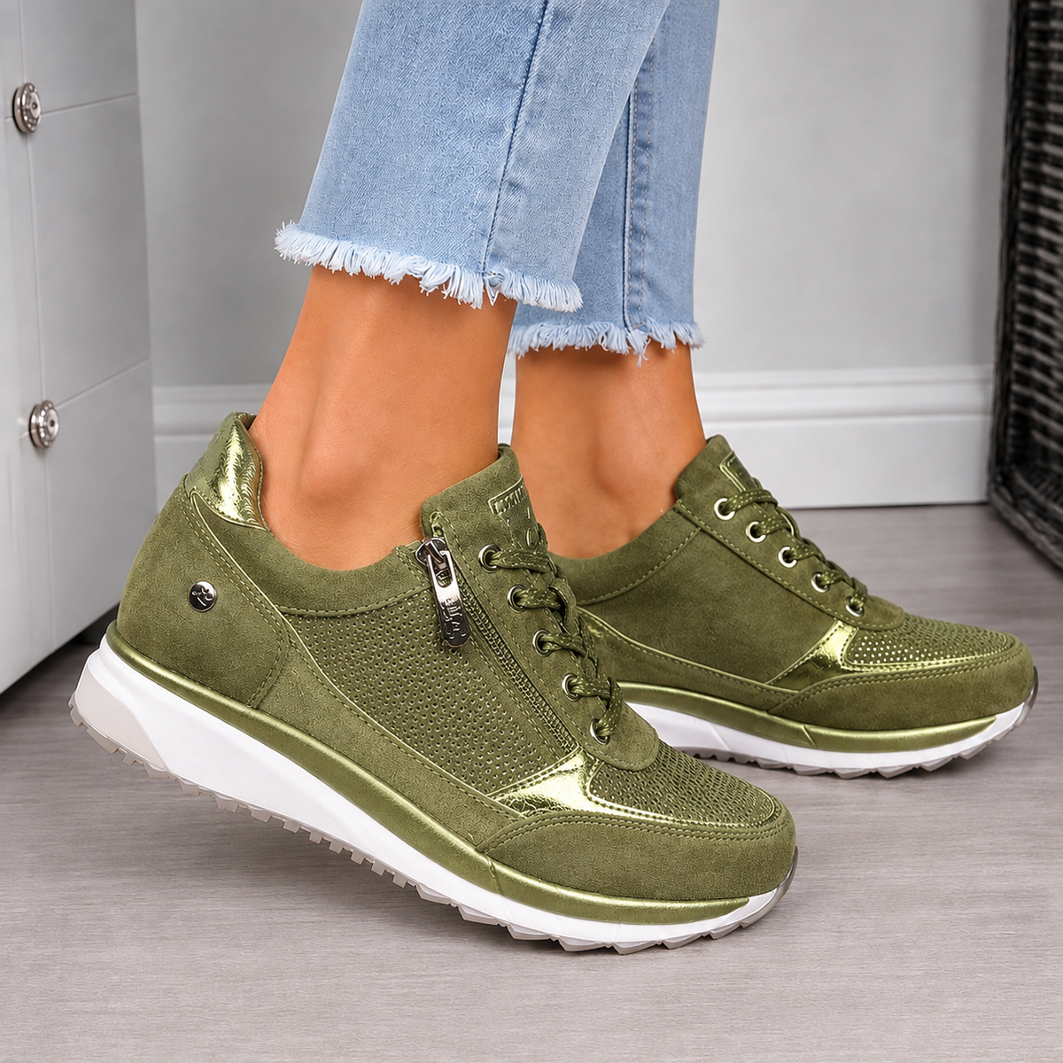 Gabri™ Ergonomic Orthopaedic Trainers