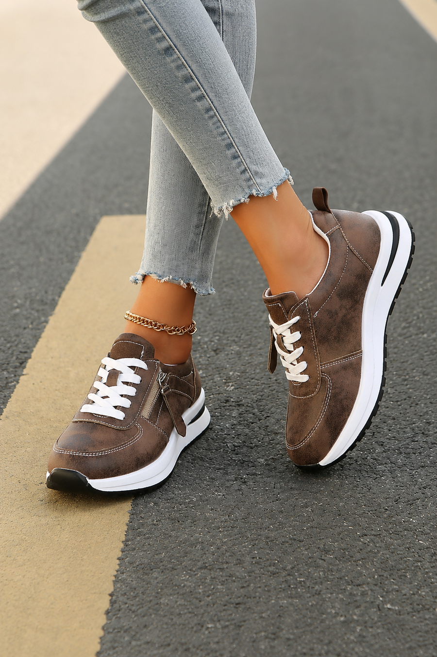 Lacey - Orthopaedic Sneaker