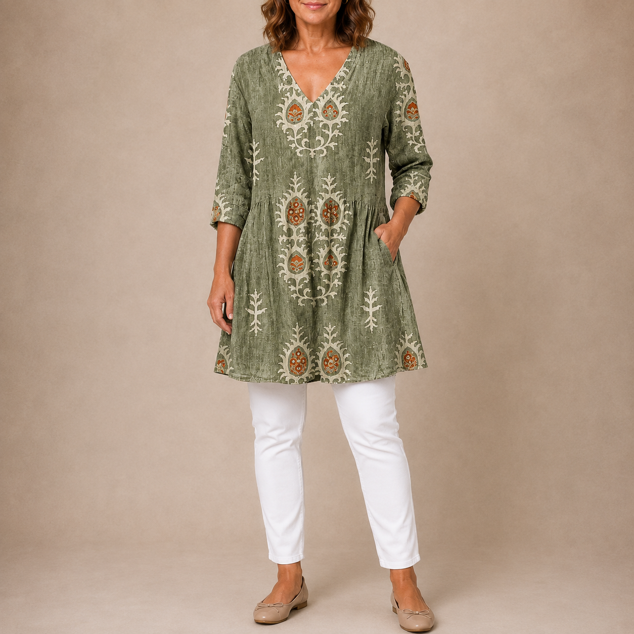 Everly | Long Blouse with V-Neck