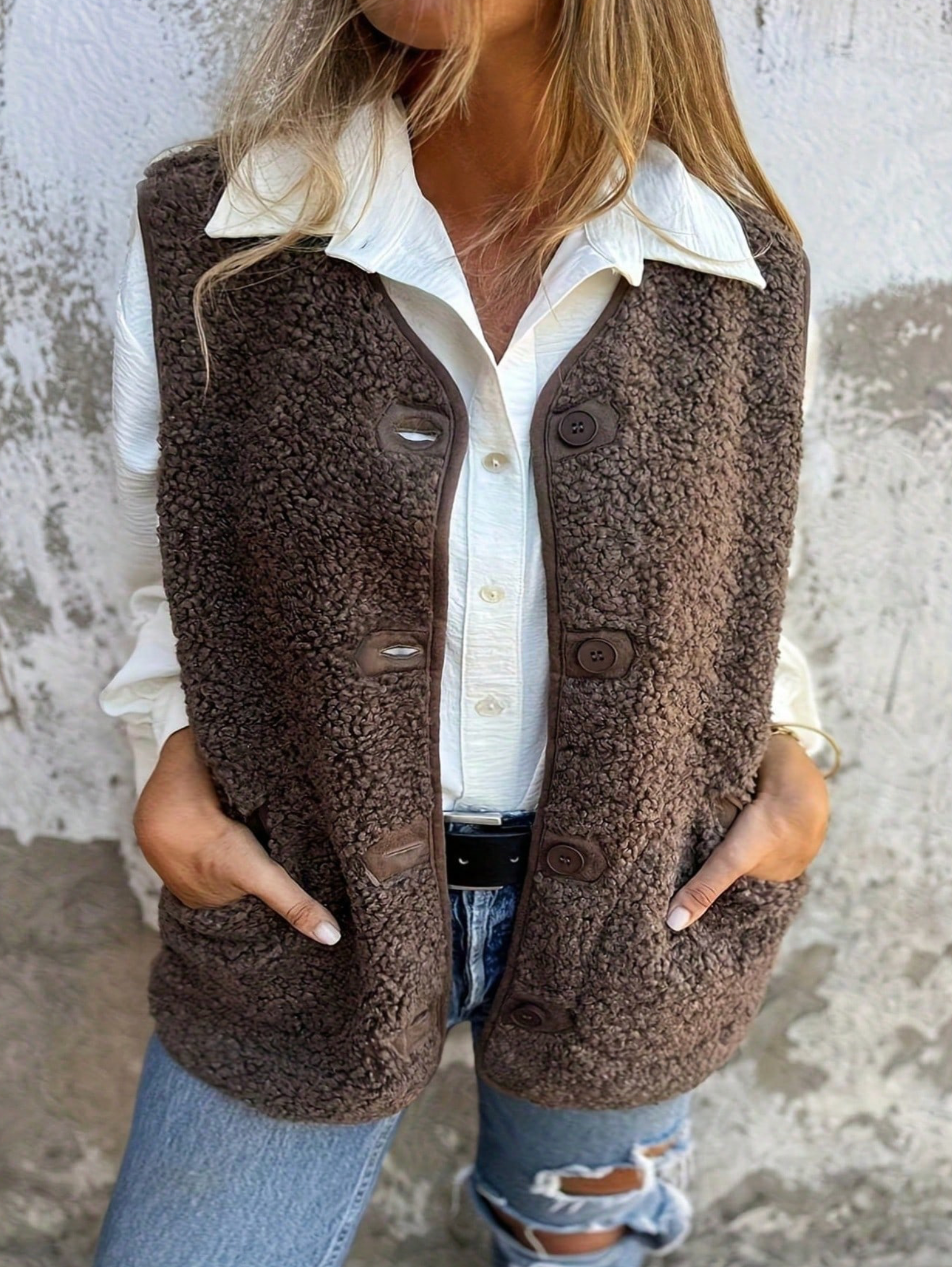 Isobelle Cozy Knit Vest