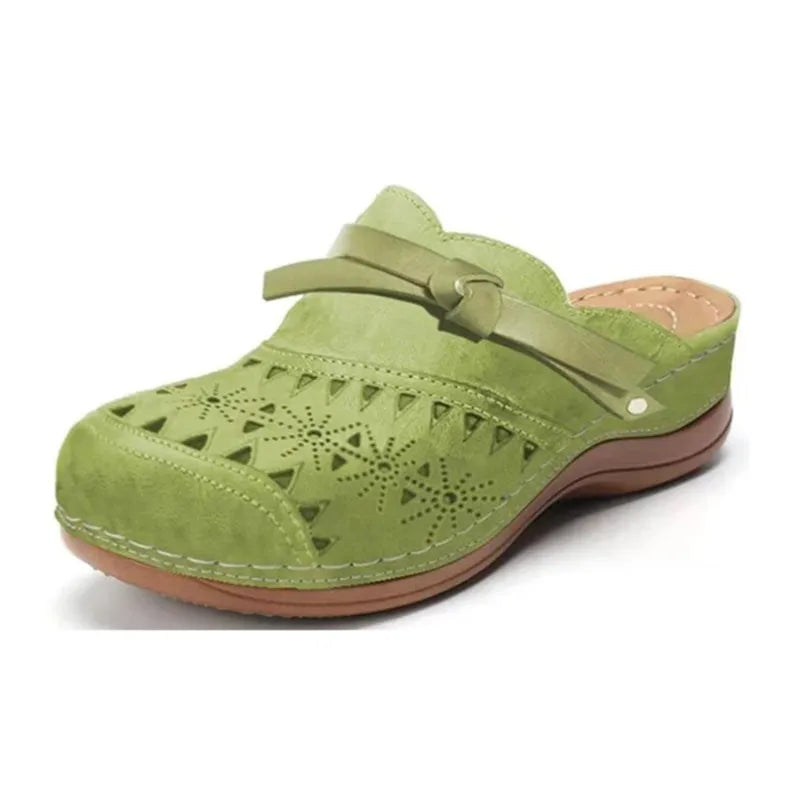 Lyra™ Orthopaedic Comfort Clogs
