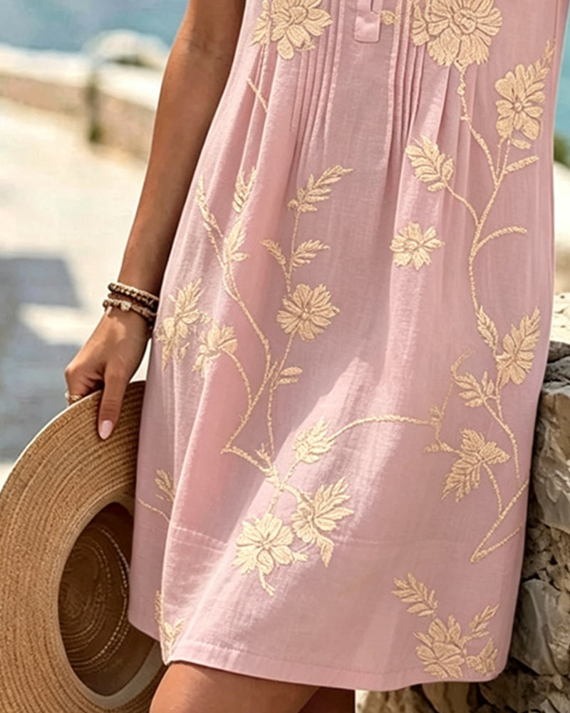 Juliette | Pleated Floral Shift Dress